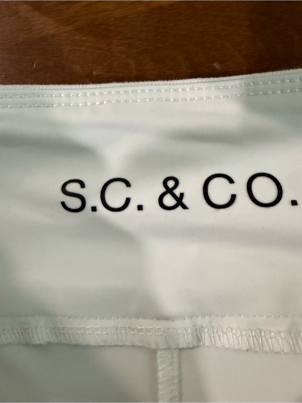White Mini Skirt - Classic Pull-On Style - size L - Picture 9 of 11
